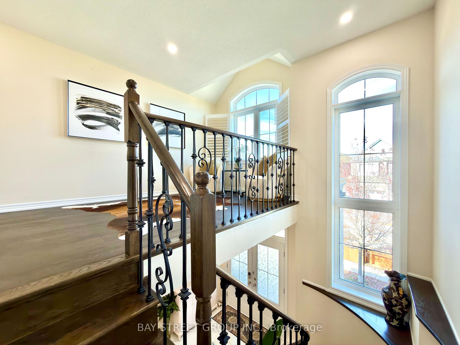 Photo 34 of 3 Manor Hampton Street, East Gwillimbury, Sharon — HOMEH