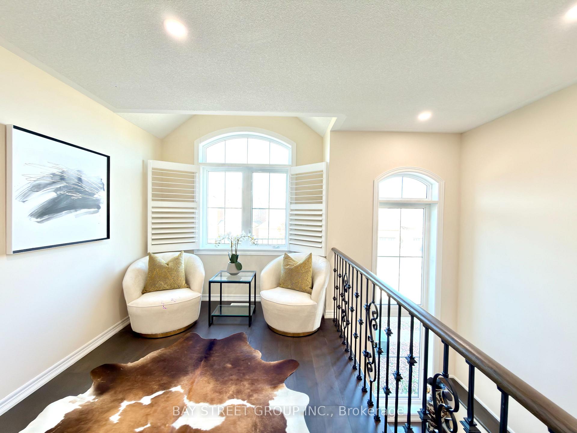 Photo 36 of 3 Manor Hampton Street, East Gwillimbury, Sharon — HOMEH