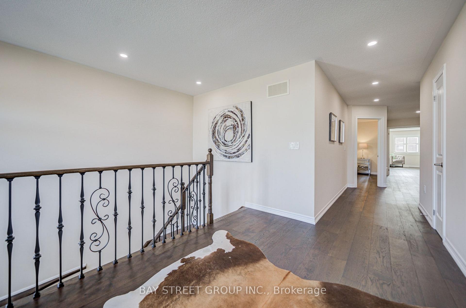 Photo 37 of 3 Manor Hampton Street, East Gwillimbury, Sharon — HOMEH