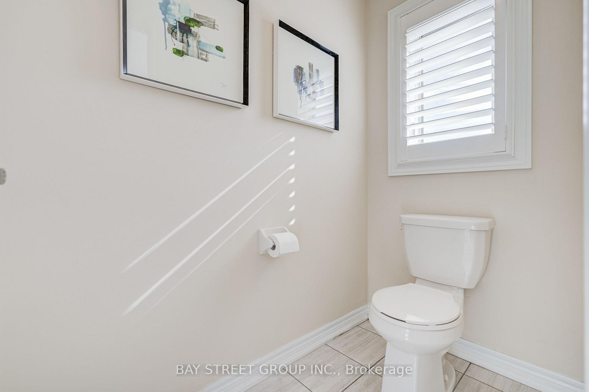 Photo 42 of 3 Manor Hampton Street, East Gwillimbury, Sharon — HOMEH
