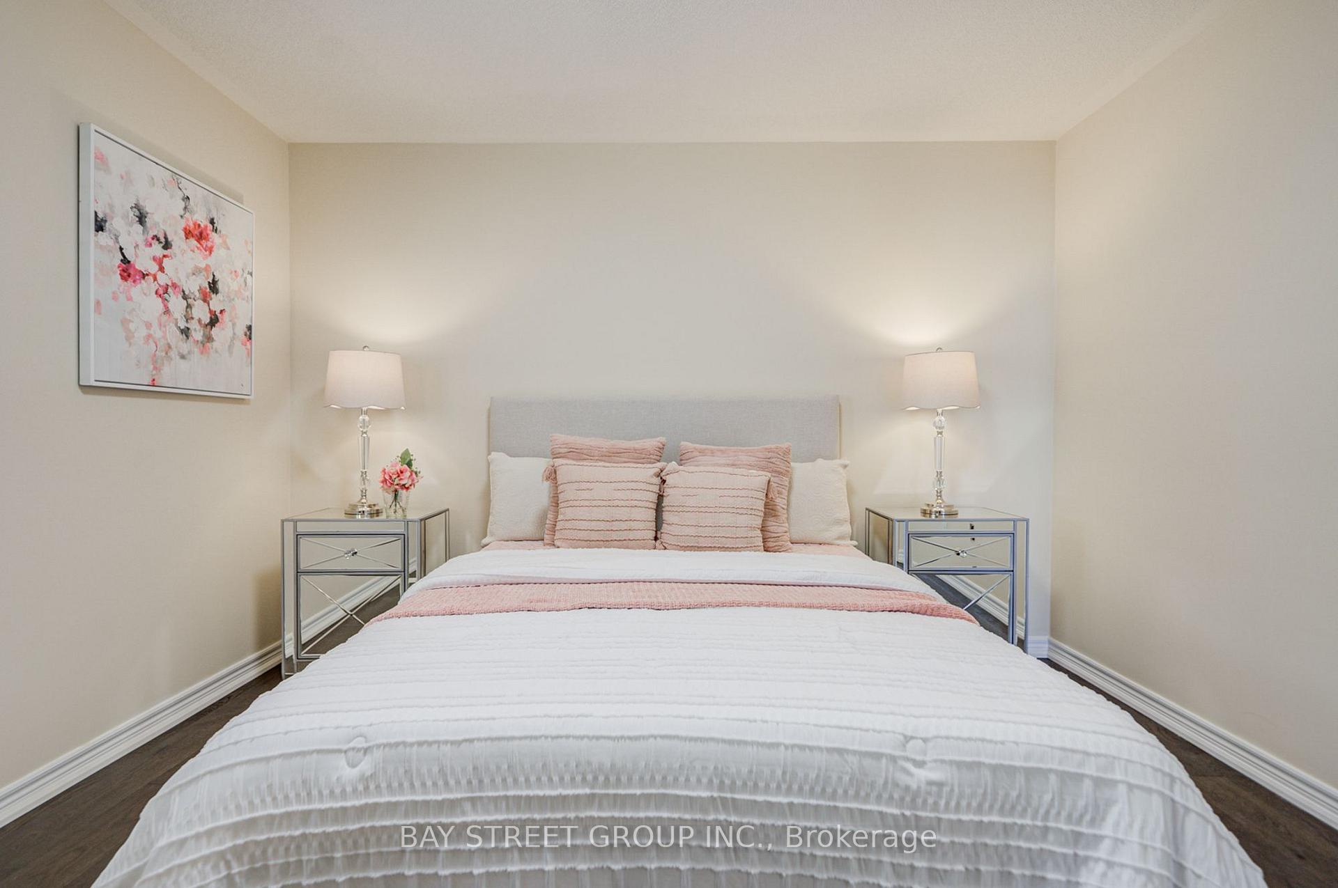 Photo 51 of 3 Manor Hampton Street, East Gwillimbury, Sharon — HOMEH