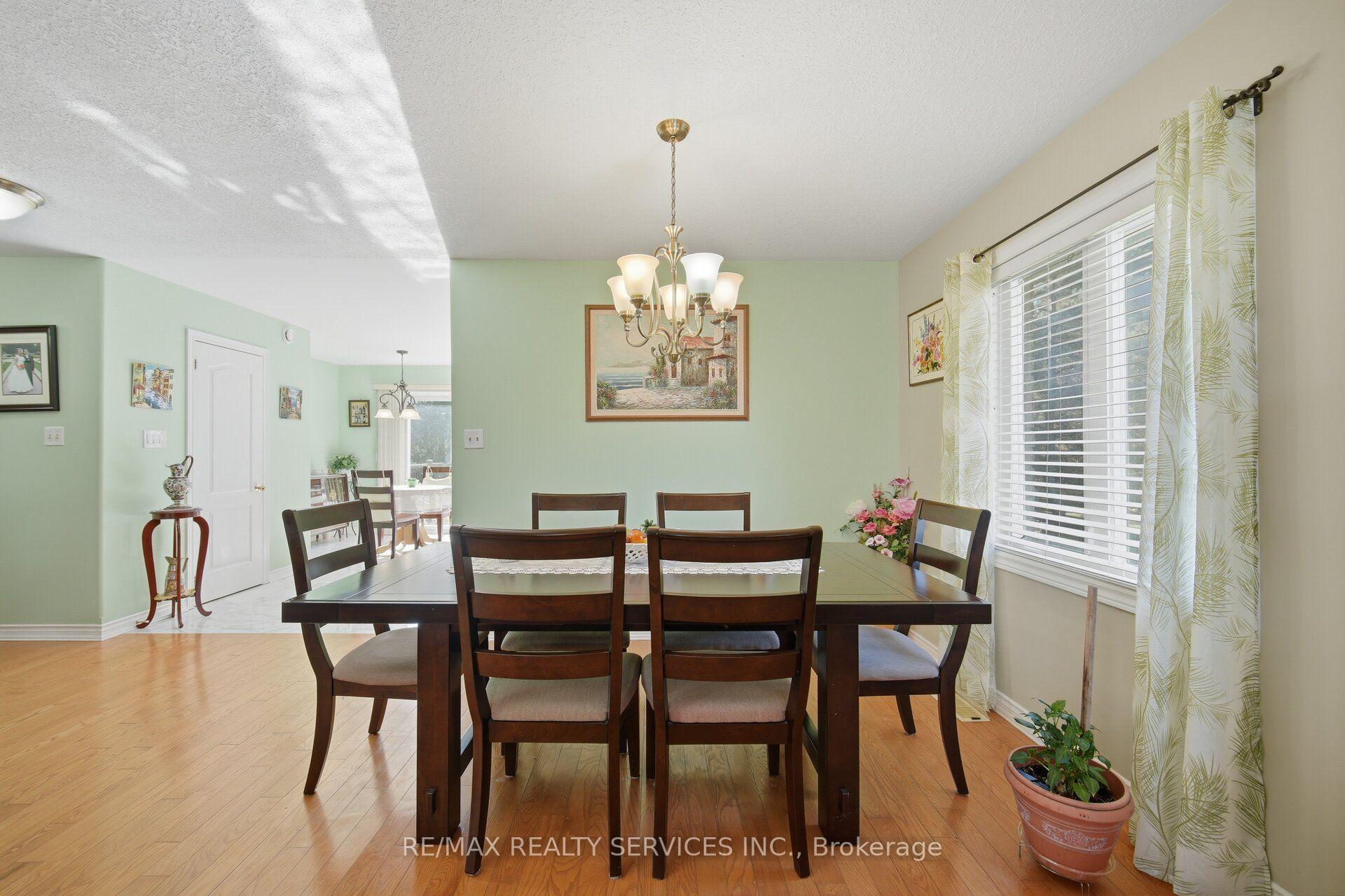 Photo 14 of 8023 Main Street, Adjala-Tosorontio, Everett — HOMEH