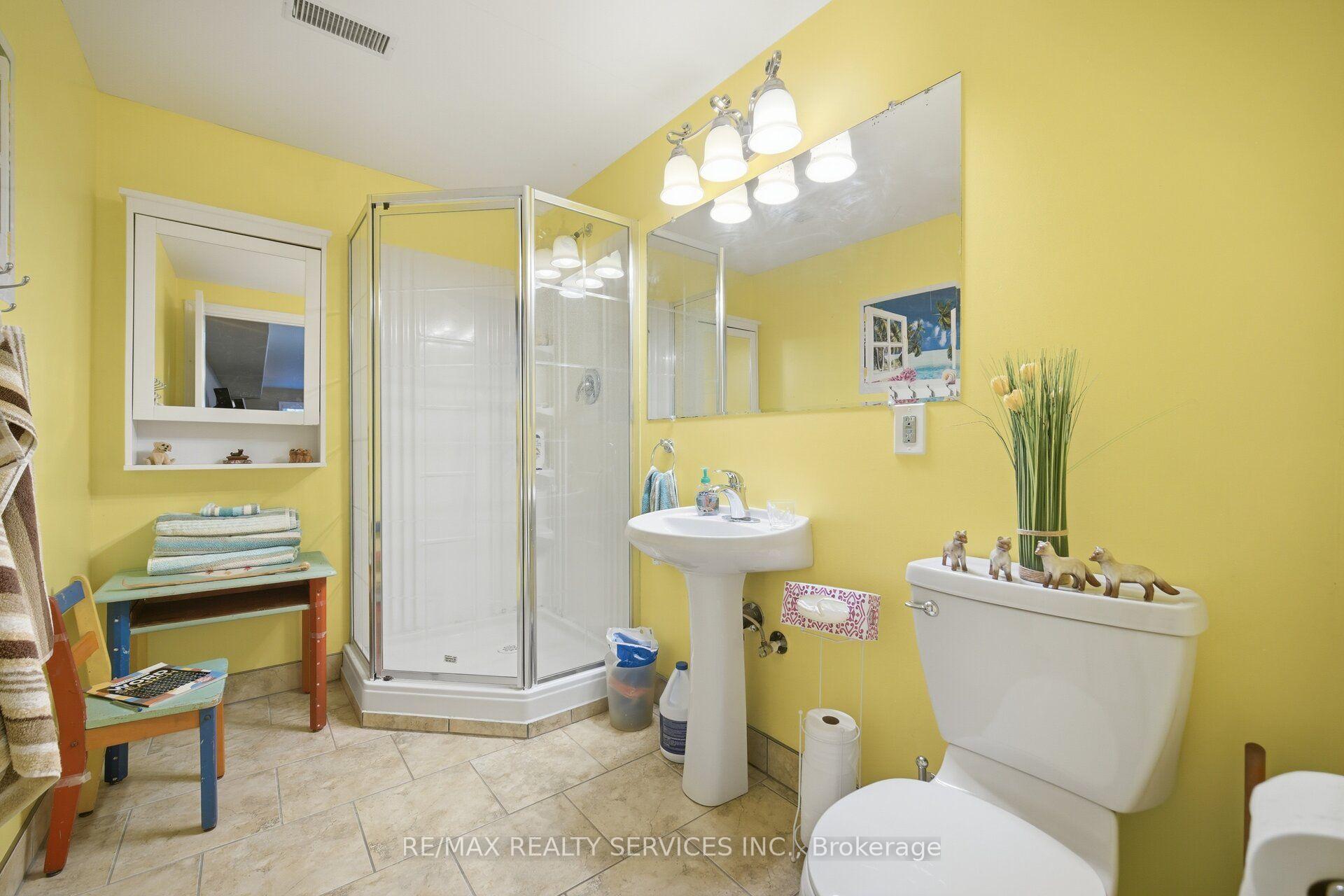Photo 36 of 8023 Main Street, Adjala-Tosorontio, Everett — HOMEH