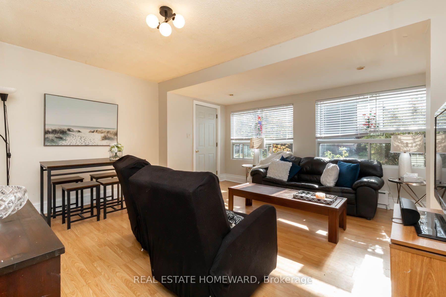 Photo 7 of 212 Clonmore Drive, Scarborough, Birchcliffe-Cliffside — HOMEH