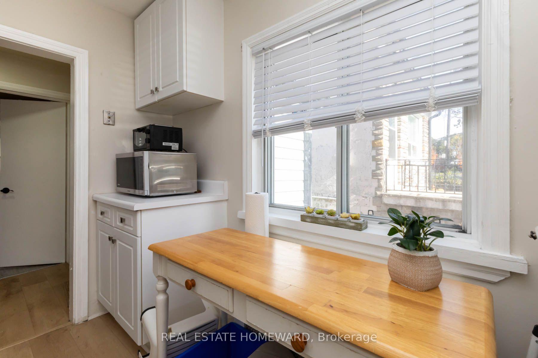 Photo 13 of 212 Clonmore Drive, Scarborough, Birchcliffe-Cliffside — HOMEH