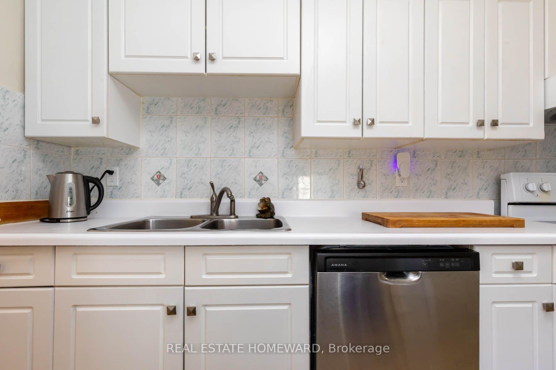 Photo 14 of 212 Clonmore Drive, Scarborough, Birchcliffe-Cliffside — HOMEH