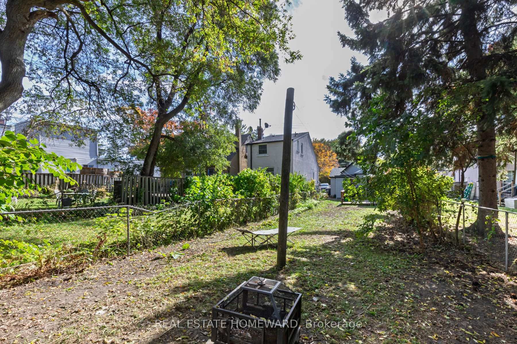 Photo 36 of 212 Clonmore Drive, Scarborough, Birchcliffe-Cliffside — HOMEH