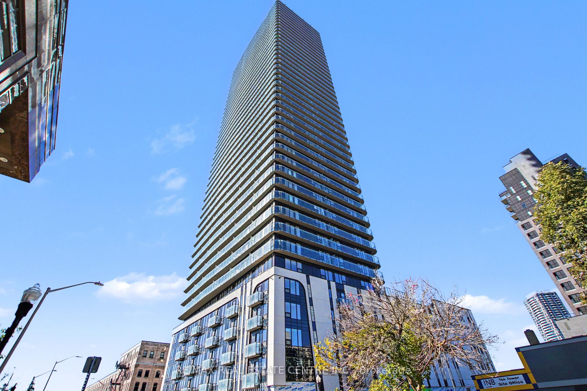 Photo 2 of Unit 3813, 30 Francis Street S, Kitchener, City Commercial Core — HOMEH