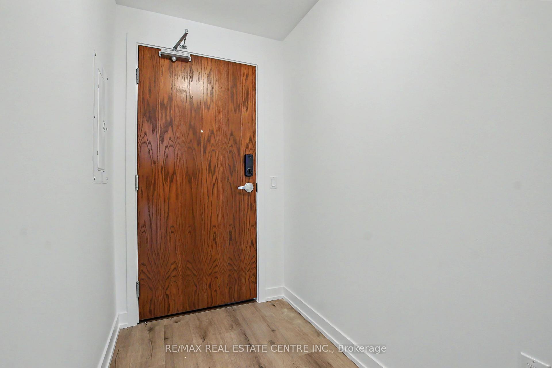 Photo 8 of Unit 3813, 30 Francis Street S, Kitchener, City Commercial Core — HOMEH