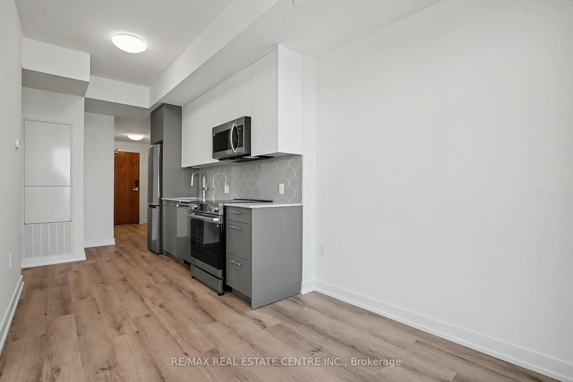 Photo 14 of Unit 3813, 30 Francis Street S, Kitchener, City Commercial Core — HOMEH