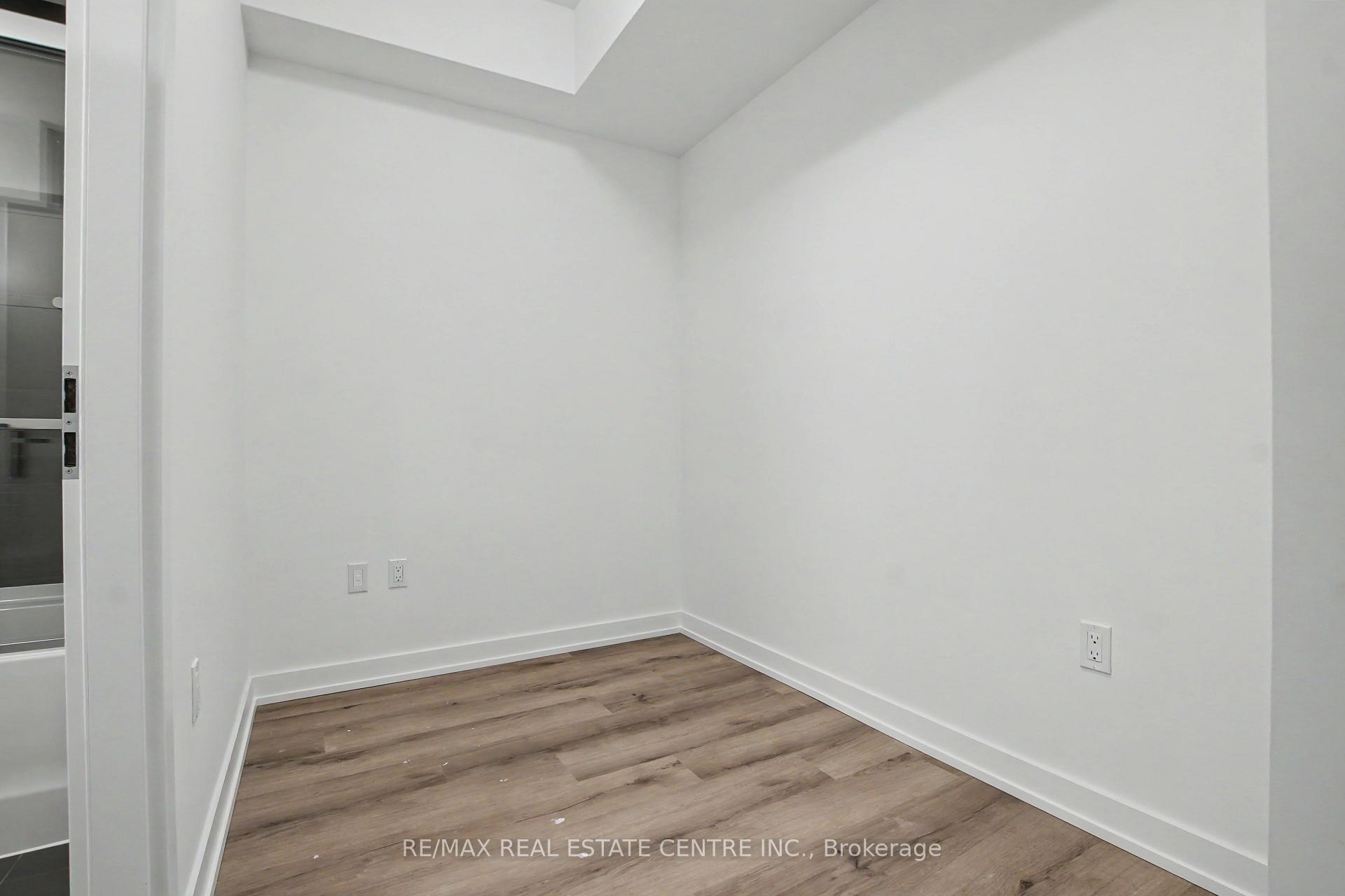 Photo 19 of Unit 3813, 30 Francis Street S, Kitchener, City Commercial Core — HOMEH