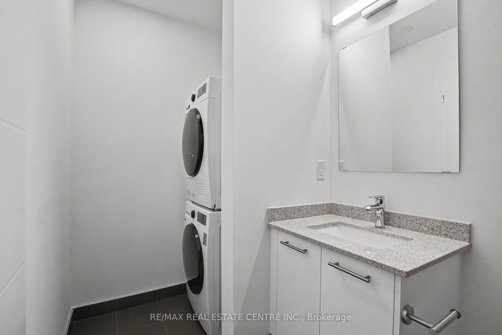 Photo 23 of Unit 3813, 30 Francis Street S, Kitchener, City Commercial Core — HOMEH