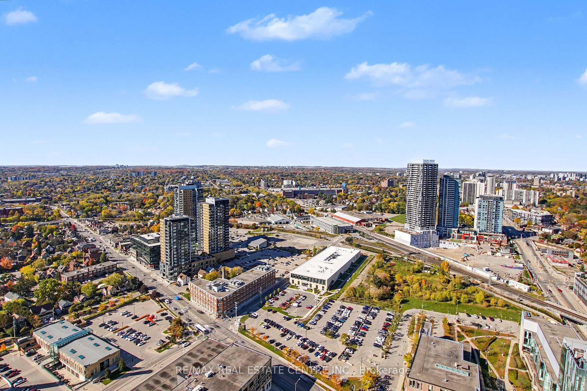 Photo 27 of Unit 3813, 30 Francis Street S, Kitchener, City Commercial Core — HOMEH