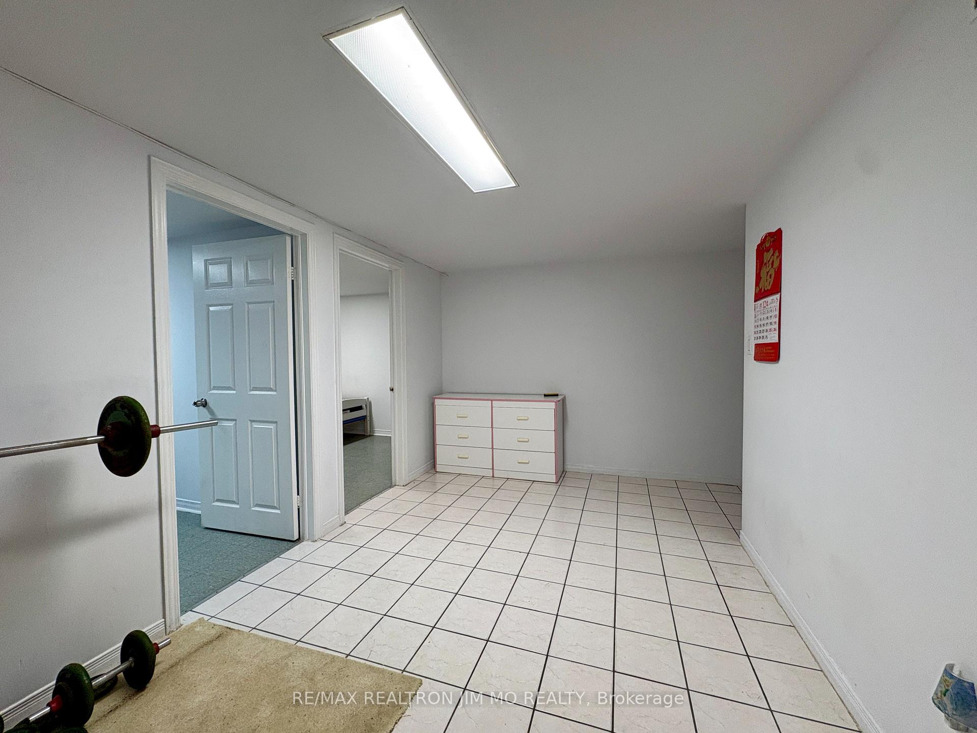 Front of Unit Basement, 39 Hartleywood Drive