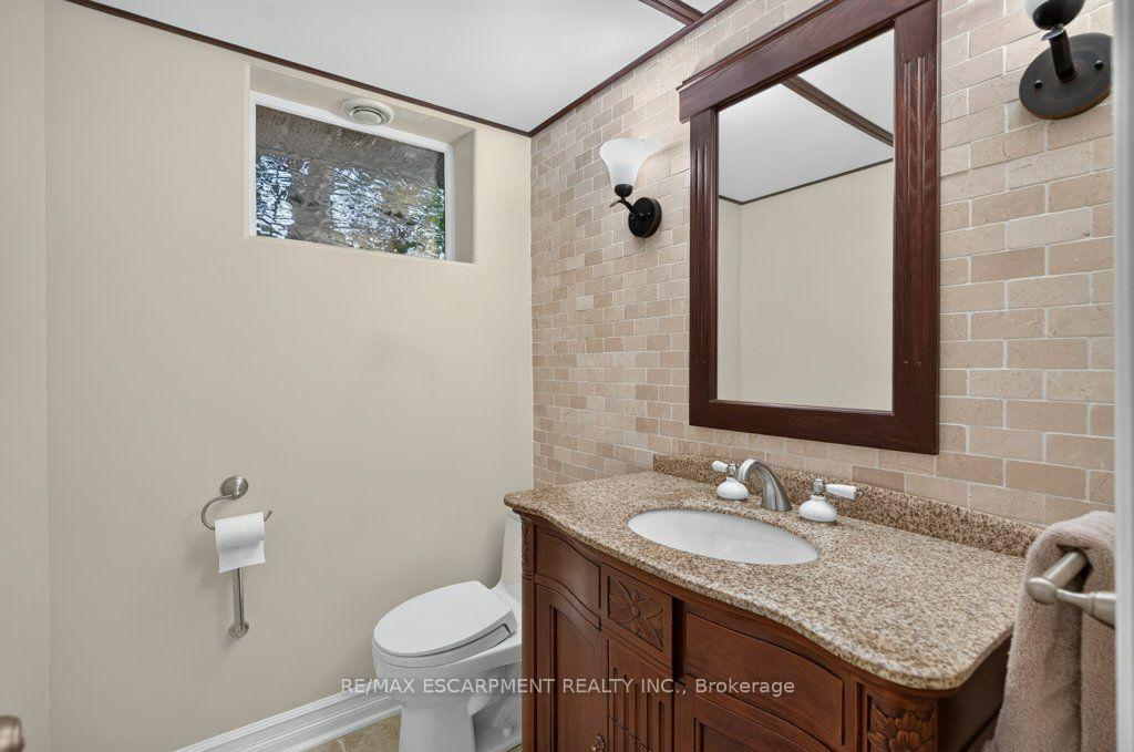 Photo 33 of 600 Holly Hill Crescent, Burlington, Appleby — HOMEH
