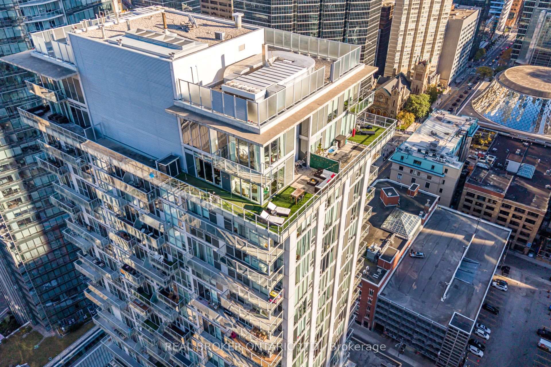 Photo 2 of Unit PH02, 126 Simcoe Street, Toronto, Waterfront Communities — HOMEH