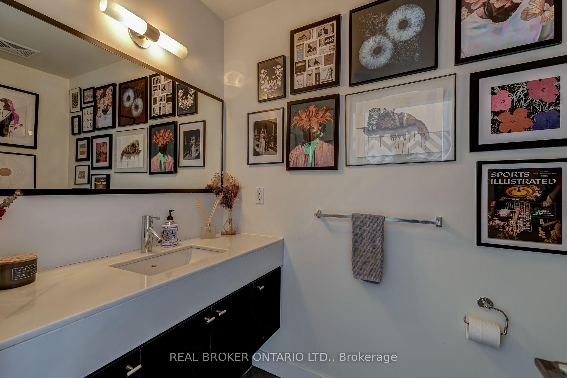 Photo 10 of Unit PH02, 126 Simcoe Street, Toronto, Waterfront Communities — HOMEH