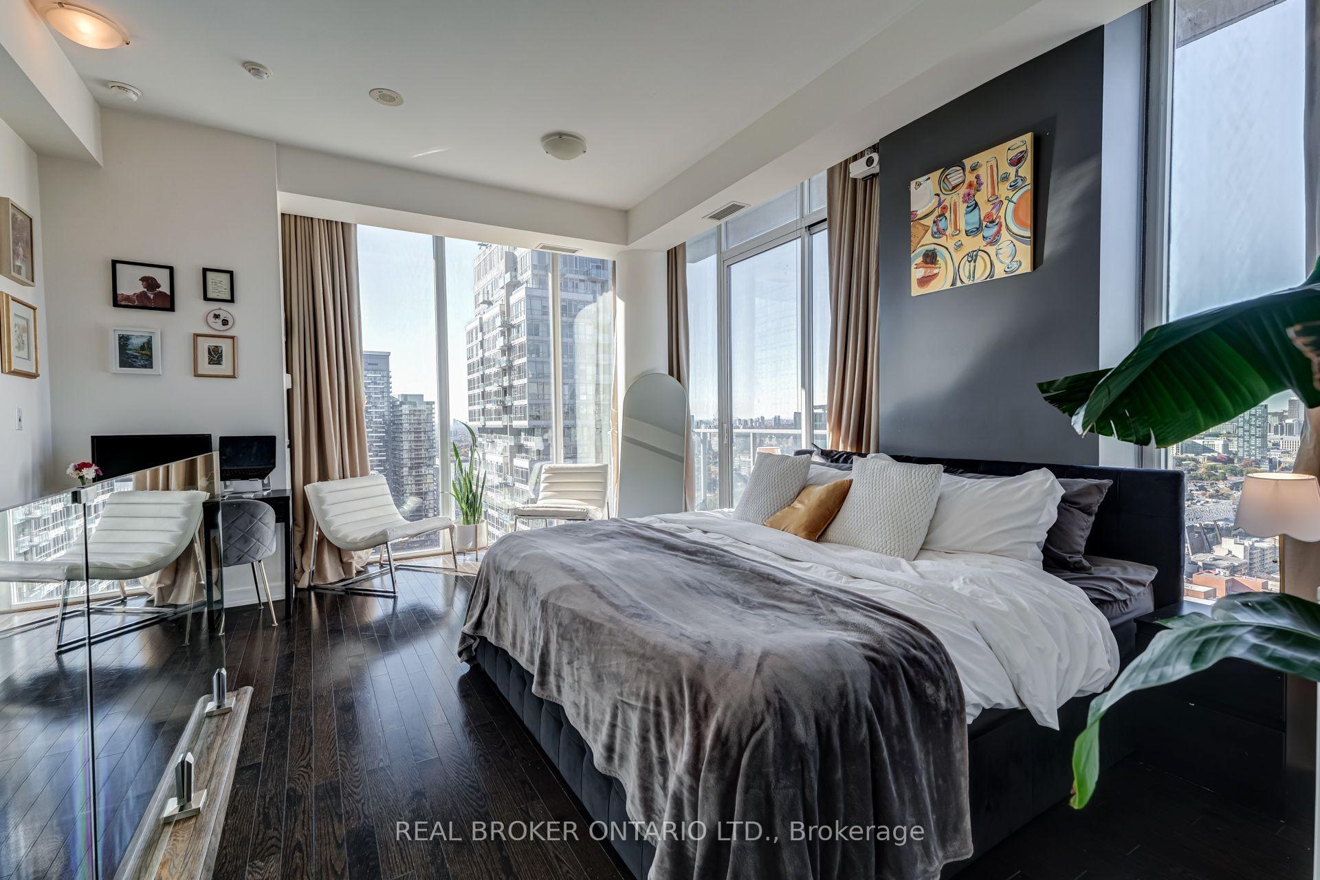 Photo 14 of Unit PH02, 126 Simcoe Street, Toronto, Waterfront Communities — HOMEH
