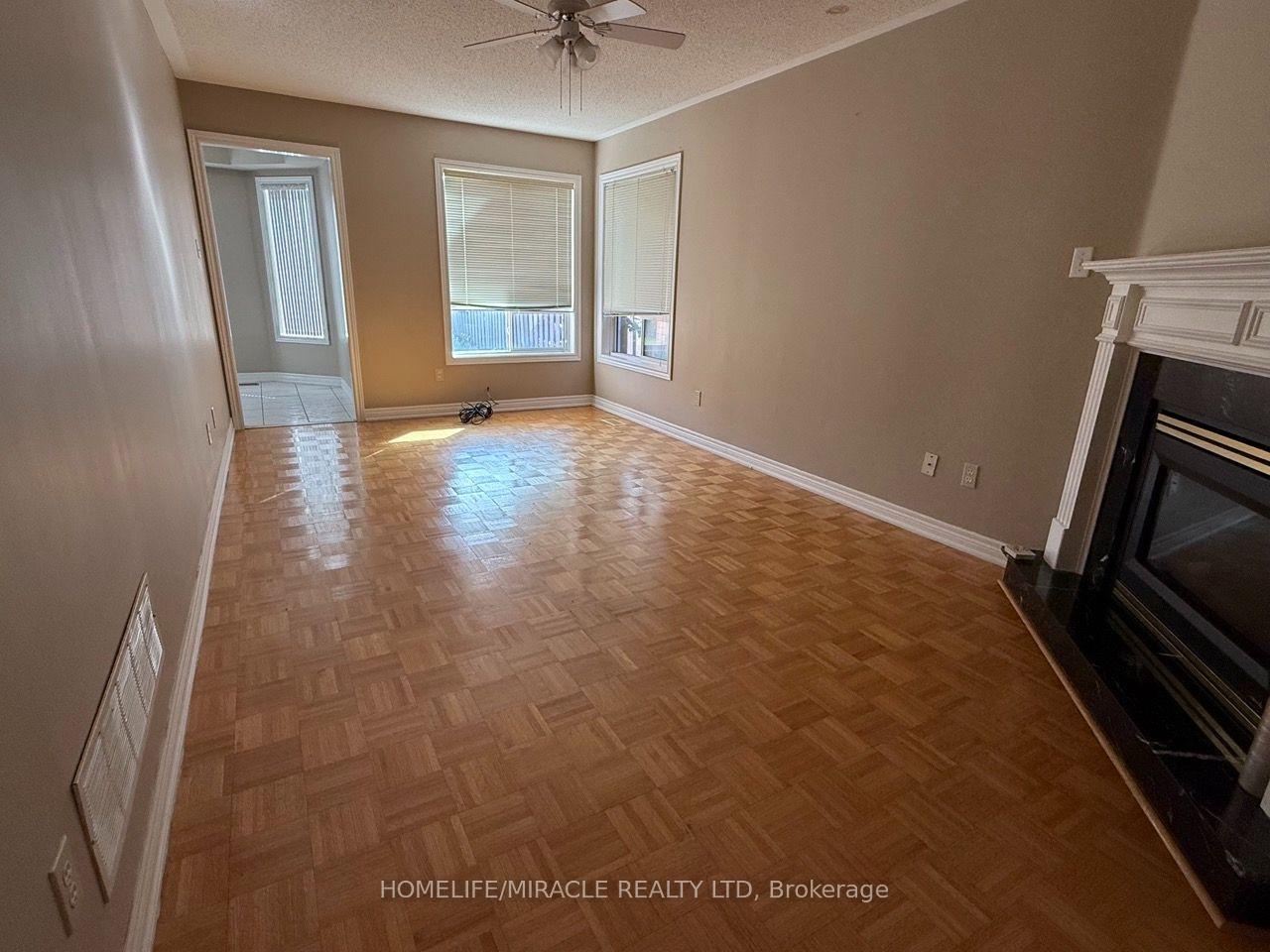Photo 7 of Unit Lower, 76 Jack Rabbit Crescent, Brampton, Sandringham-Wellington — HOMEH