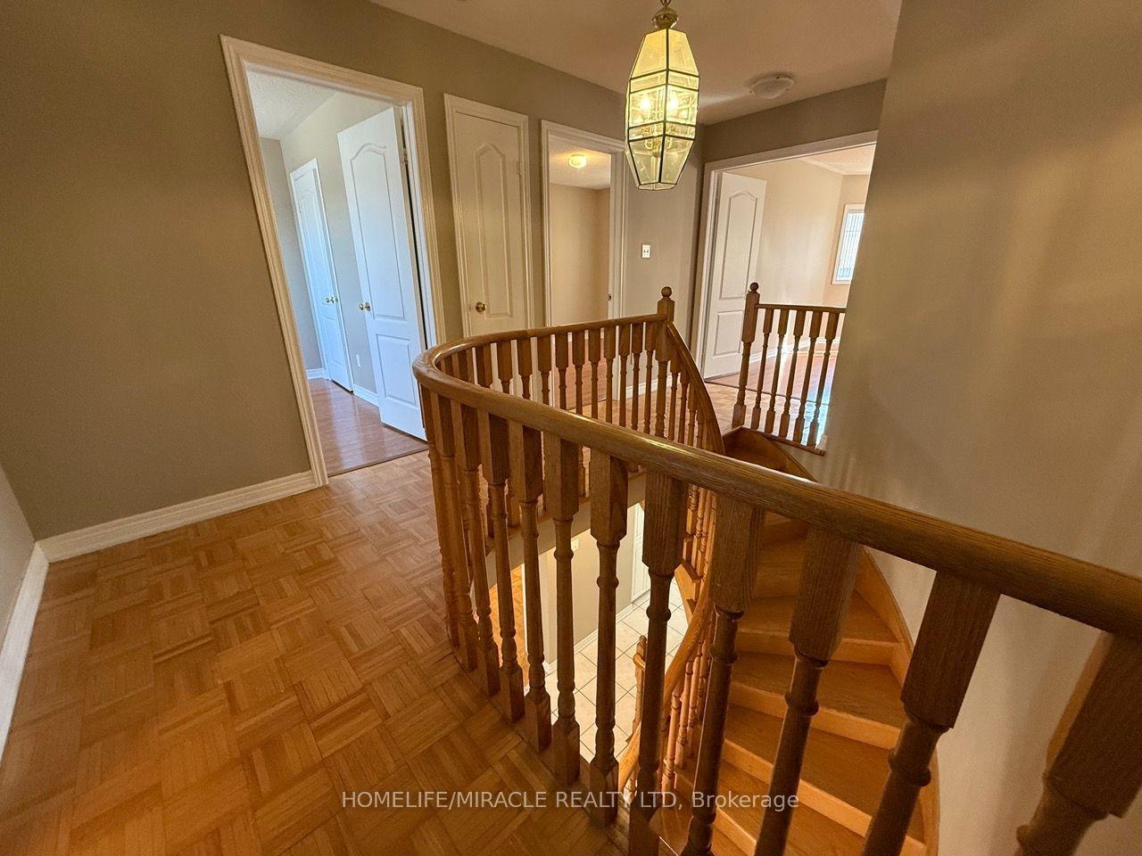 Photo 13 of Unit Lower, 76 Jack Rabbit Crescent, Brampton, Sandringham-Wellington — HOMEH