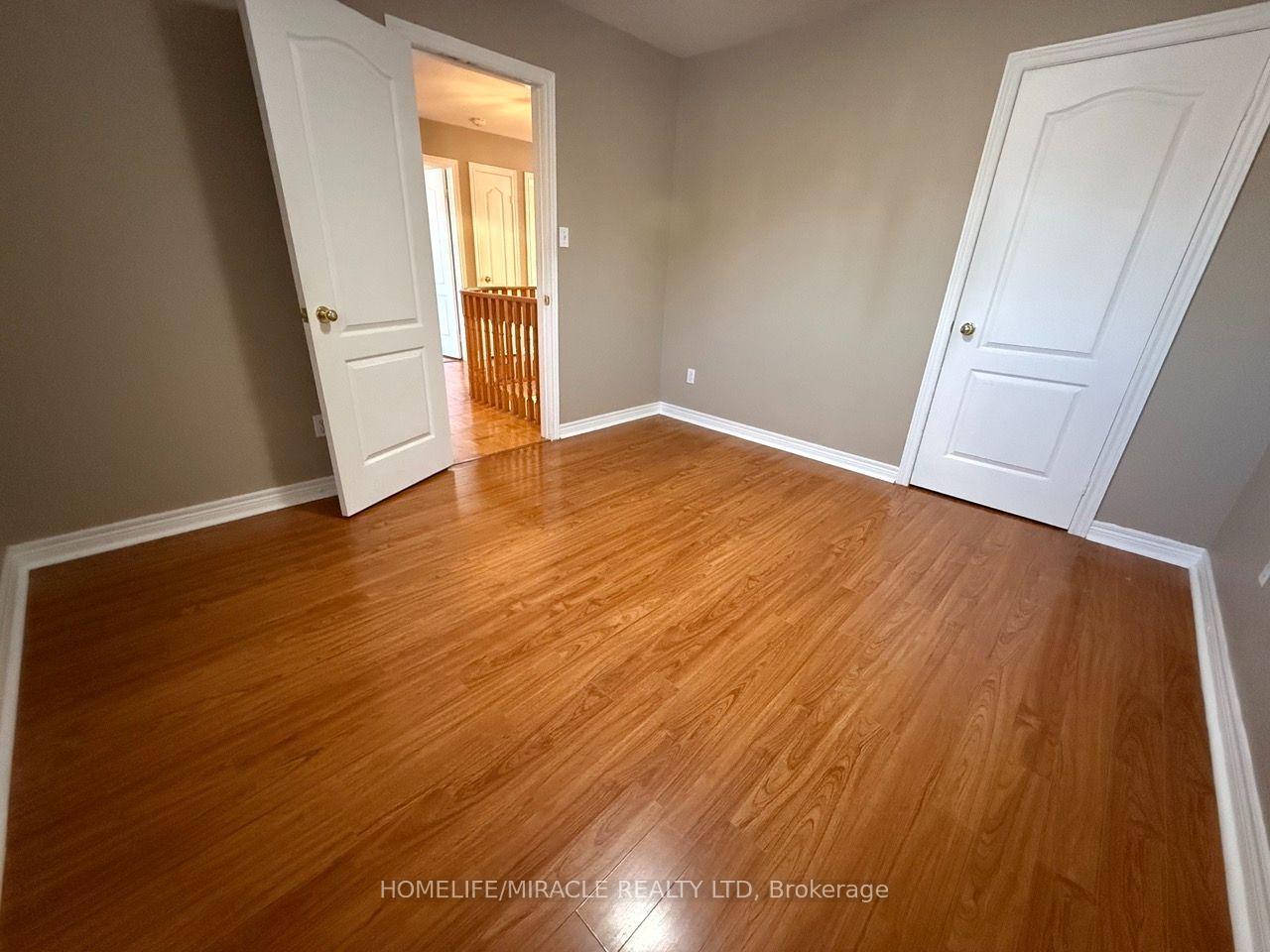 Photo 16 of Unit Lower, 76 Jack Rabbit Crescent, Brampton, Sandringham-Wellington — HOMEH
