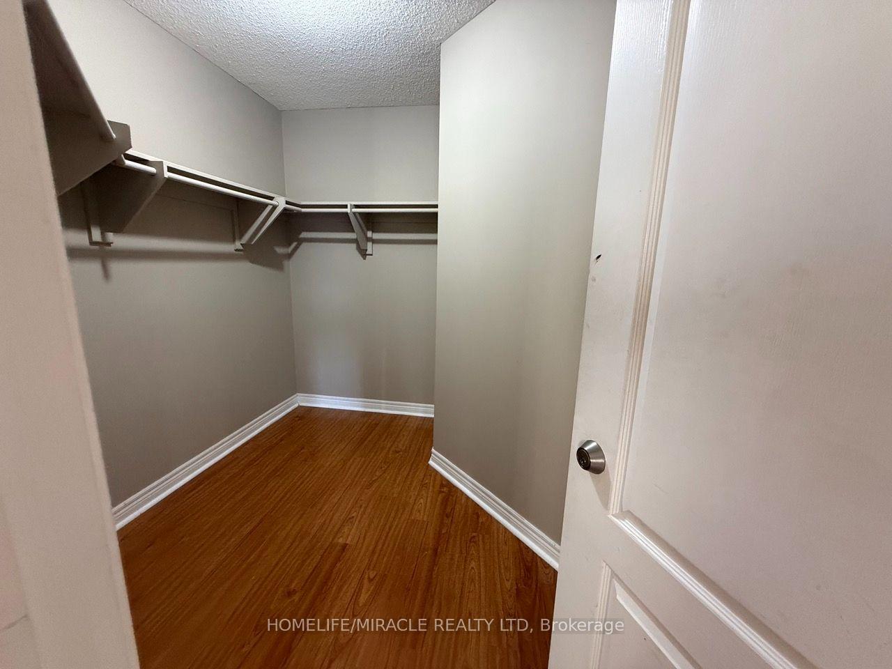 Photo 22 of Unit Lower, 76 Jack Rabbit Crescent, Brampton, Sandringham-Wellington — HOMEH