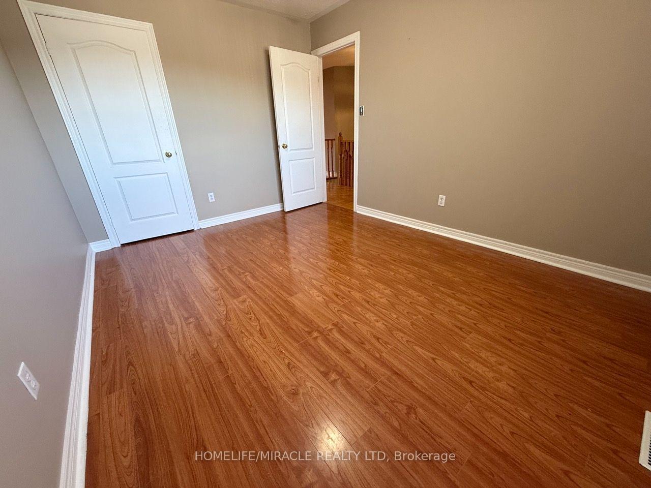 Photo 24 of Unit Lower, 76 Jack Rabbit Crescent, Brampton, Sandringham-Wellington — HOMEH