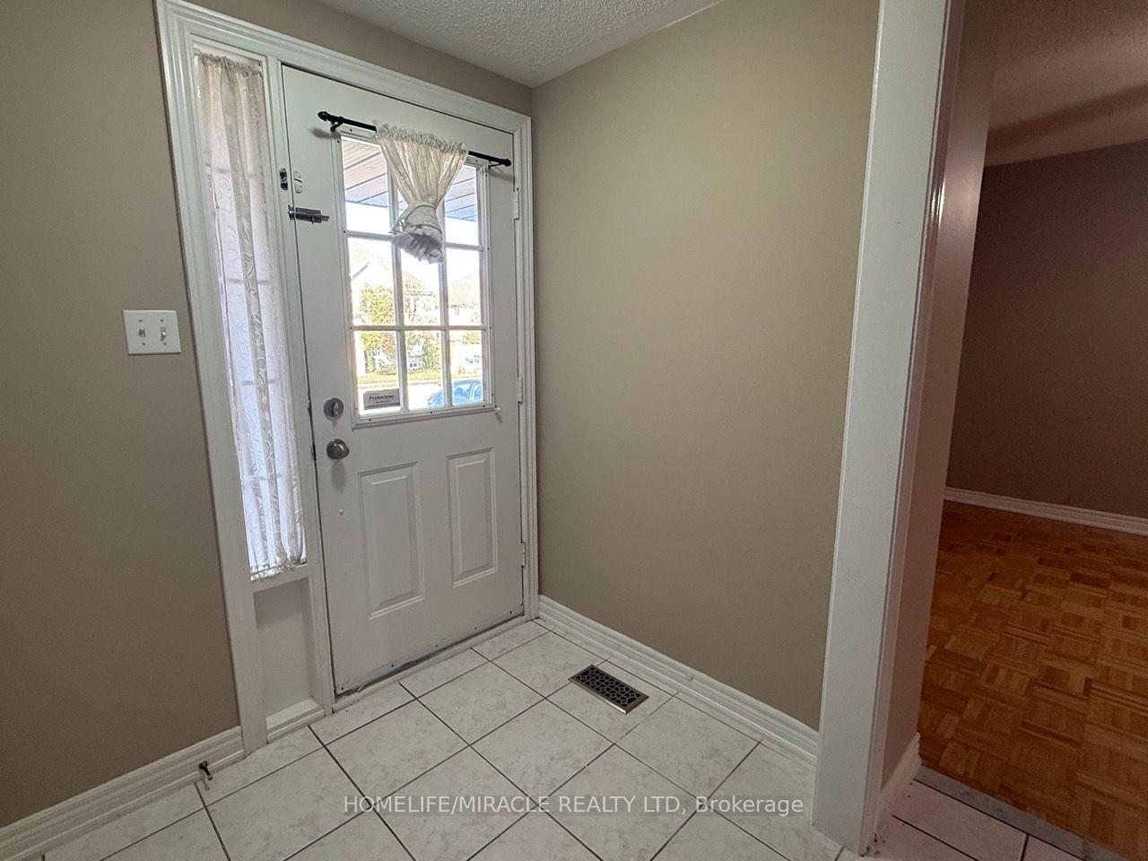 Photo 27 of Unit Lower, 76 Jack Rabbit Crescent, Brampton, Sandringham-Wellington — HOMEH