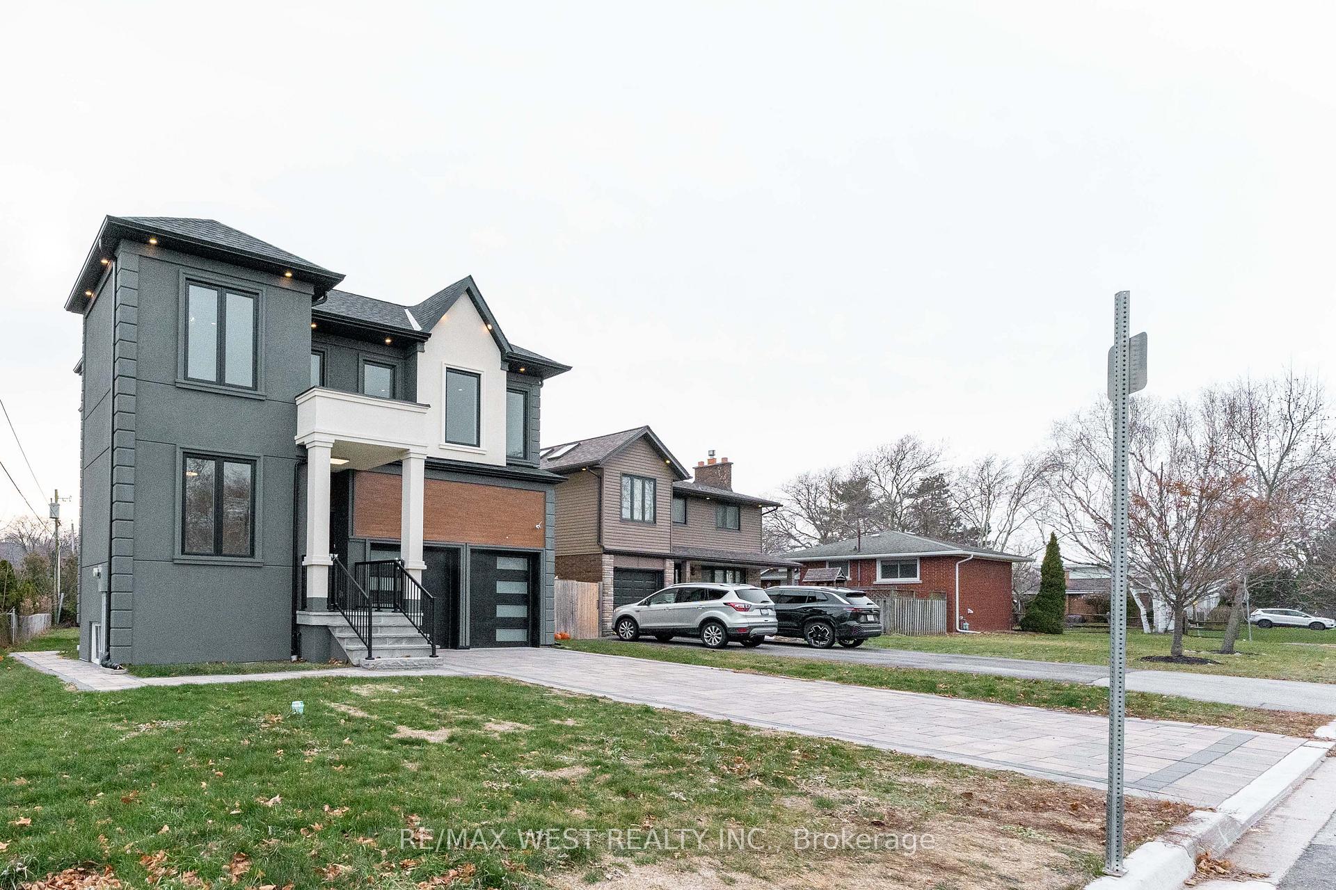 Photo 2 of 185 Riverview Boulevard, St. Catharines, Glendale/Glenridge — HOMEH