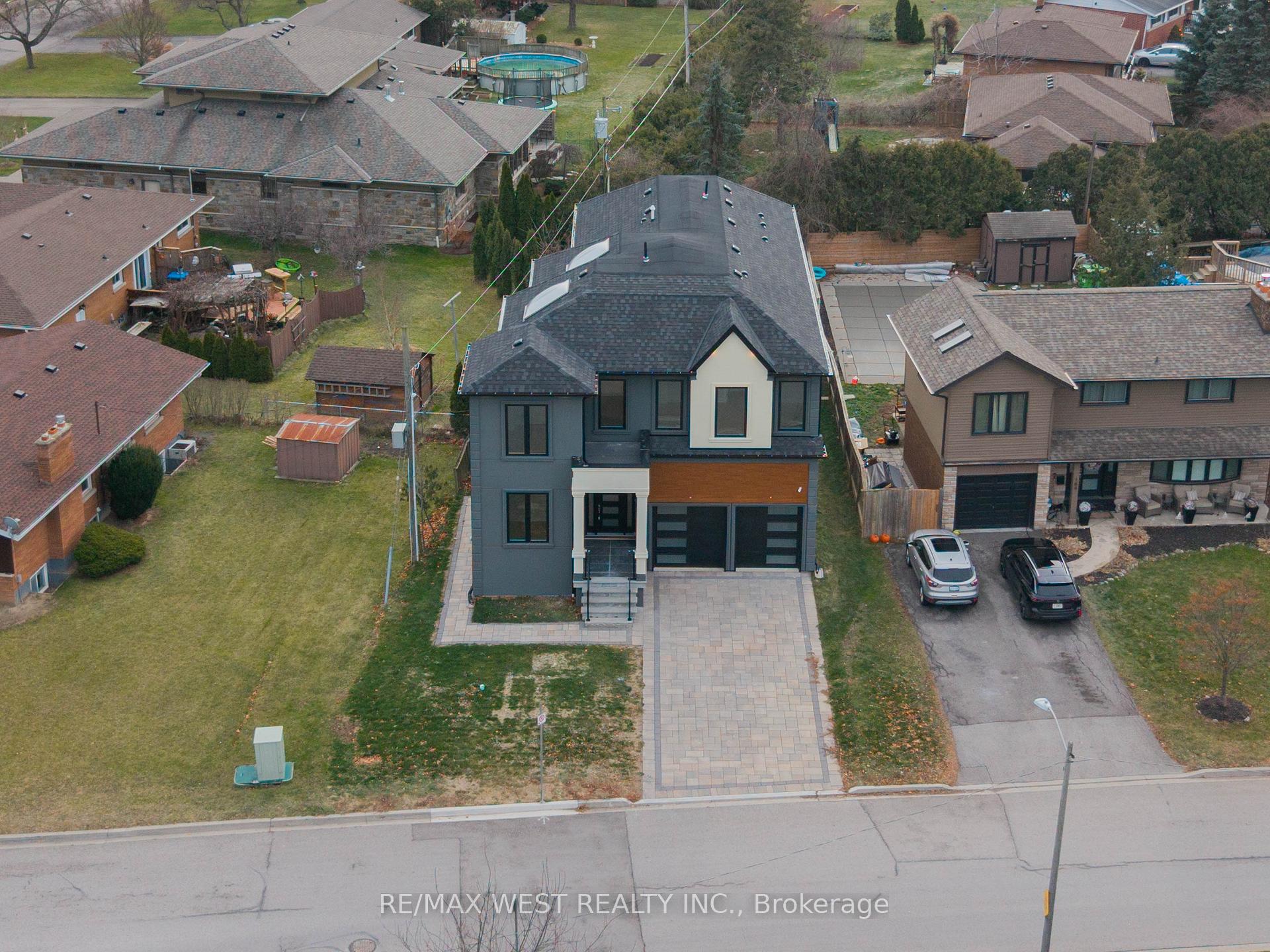 Photo 3 of 185 Riverview Boulevard, St. Catharines, Glendale/Glenridge — HOMEH