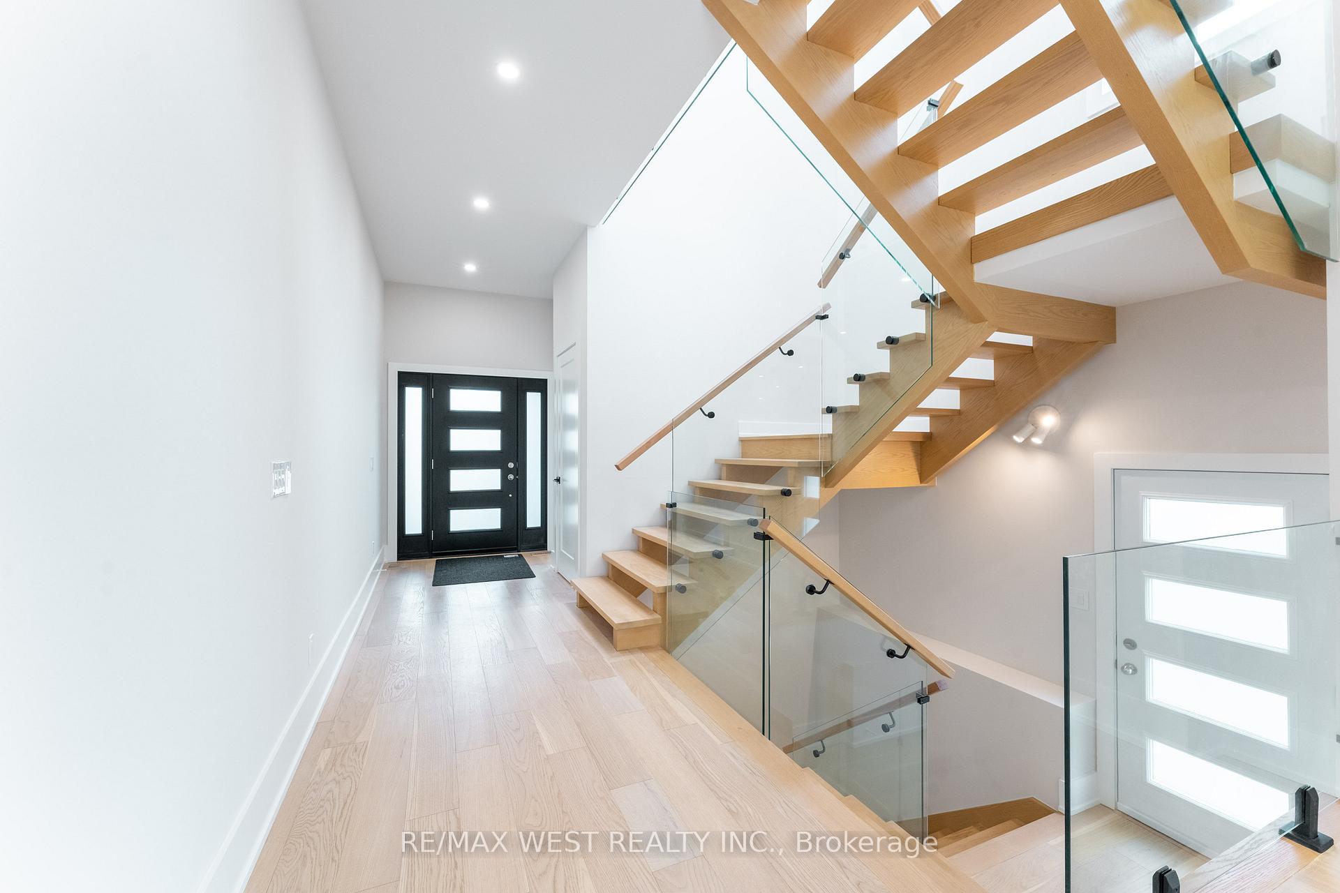Photo 7 of 185 Riverview Boulevard, St. Catharines, Glendale/Glenridge — HOMEH