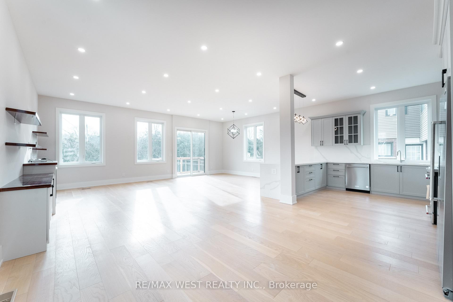 Photo 9 of 185 Riverview Boulevard, St. Catharines, Glendale/Glenridge — HOMEH