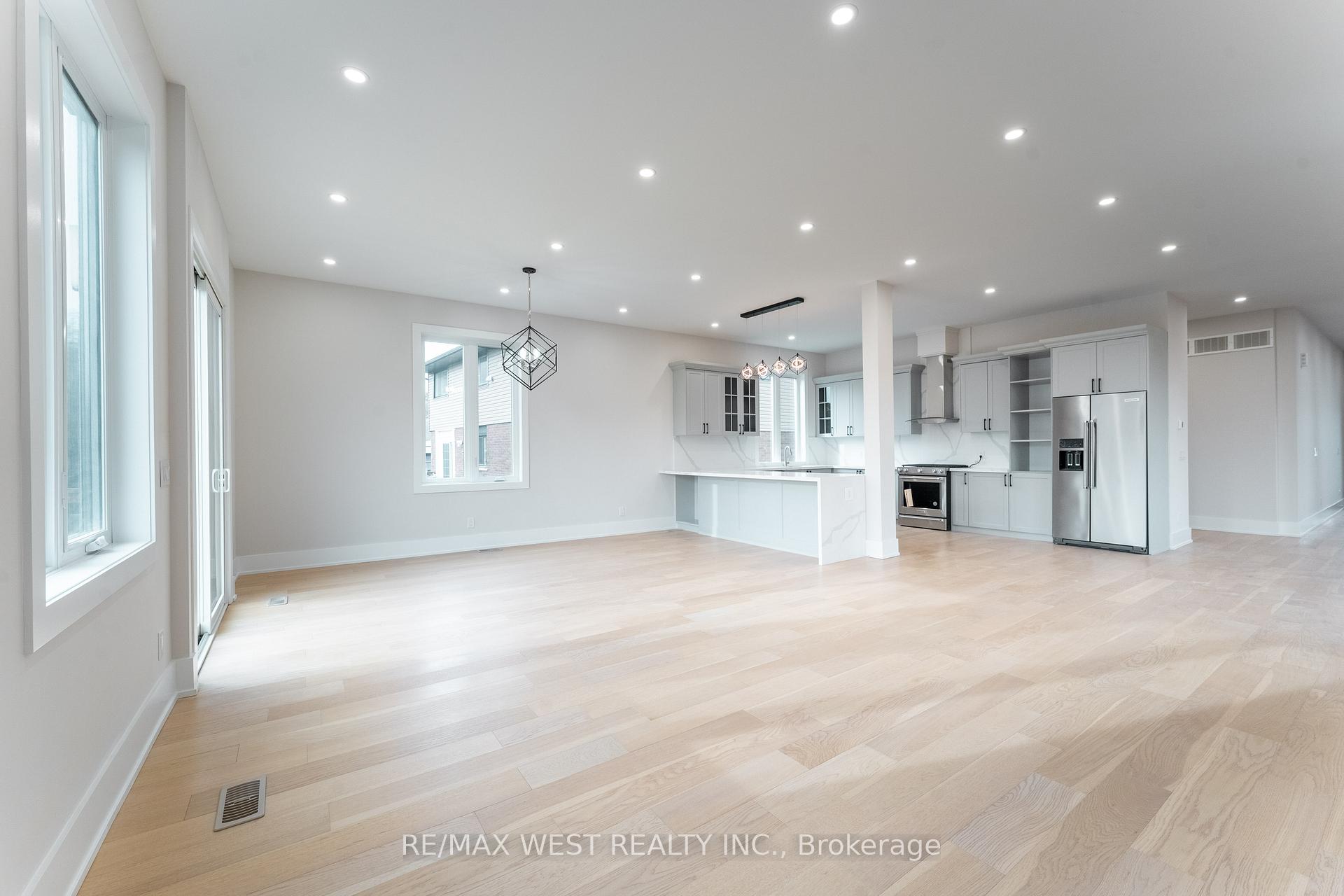 Photo 13 of 185 Riverview Boulevard, St. Catharines, Glendale/Glenridge — HOMEH