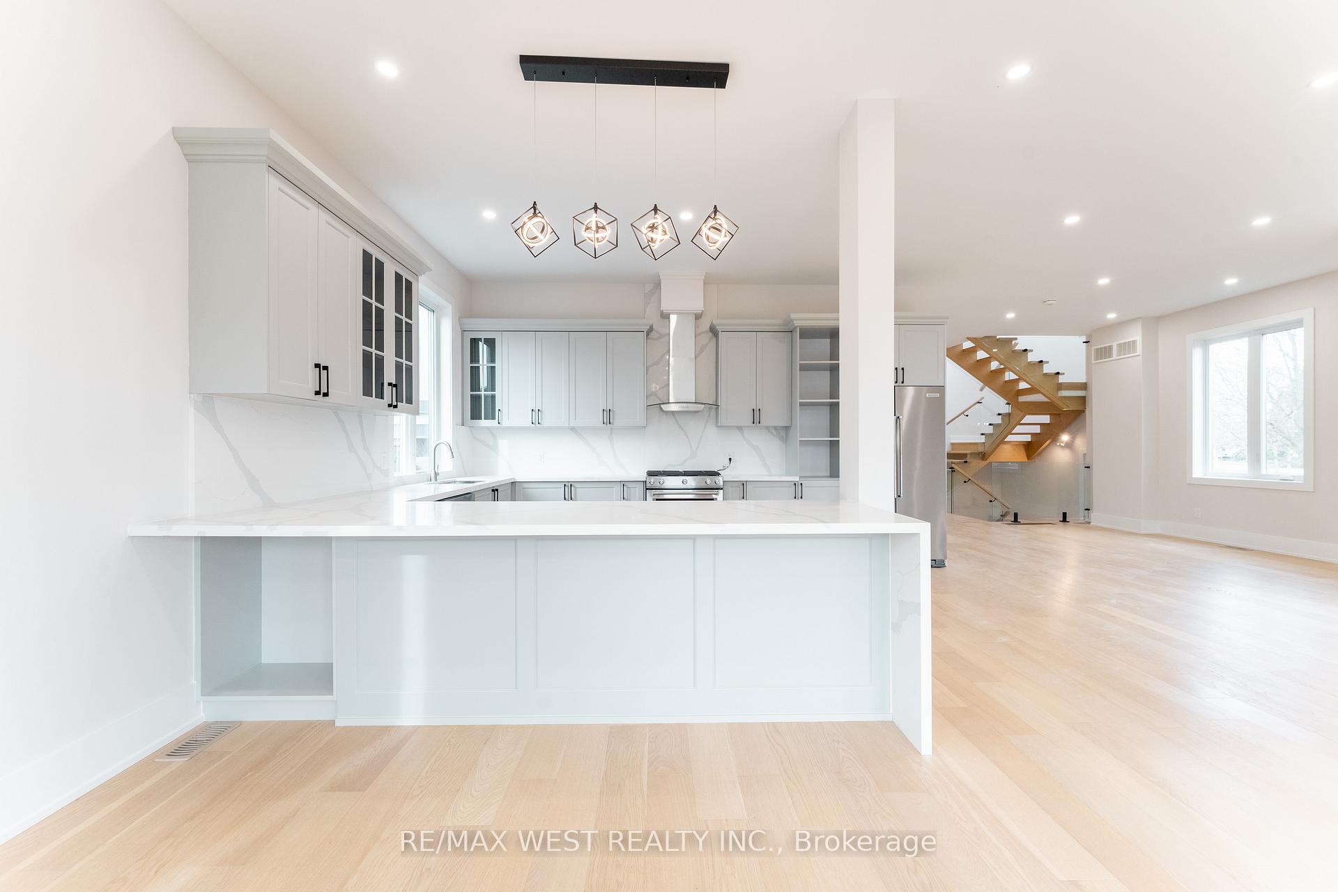 Photo 14 of 185 Riverview Boulevard, St. Catharines, Glendale/Glenridge — HOMEH