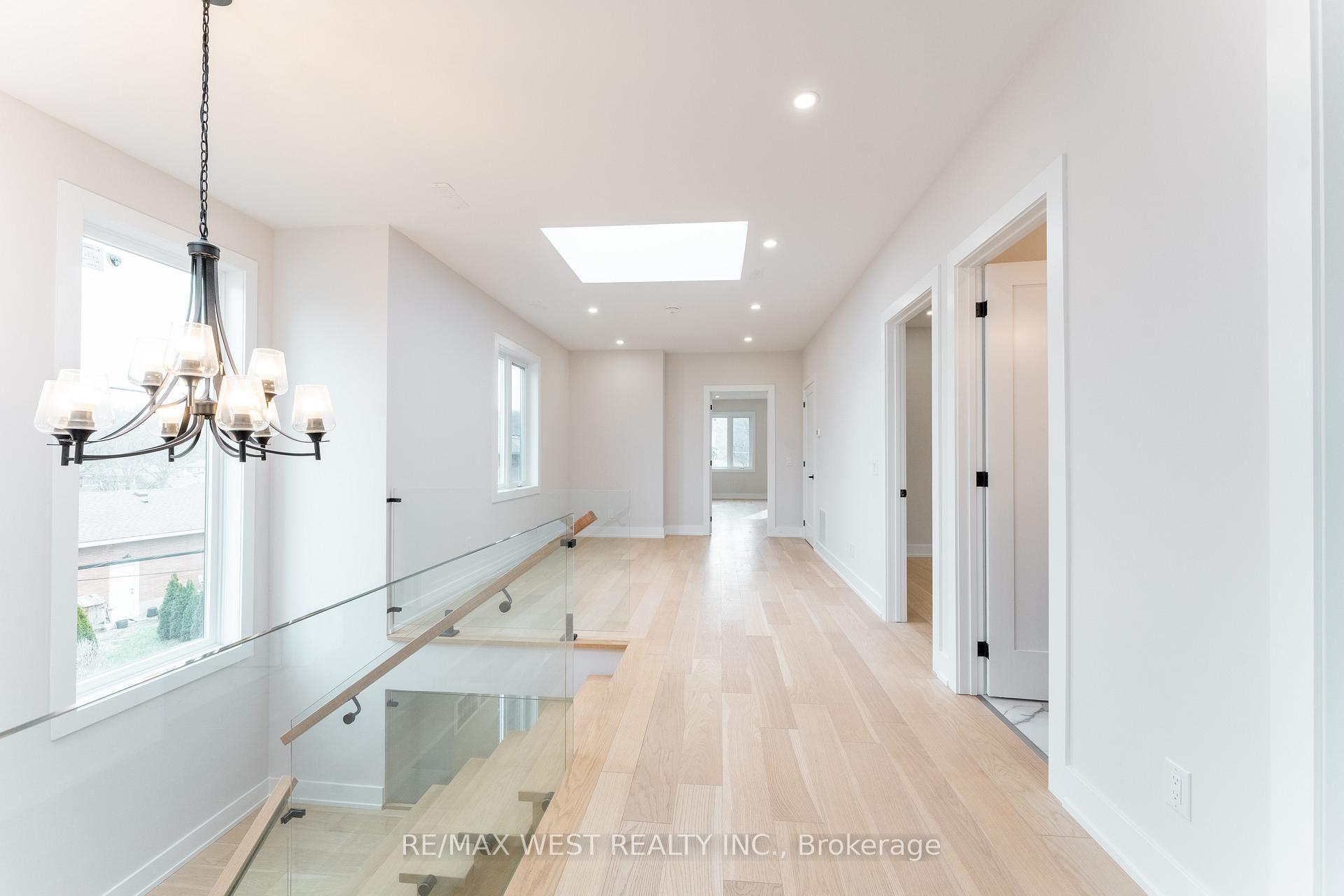 Photo 16 of 185 Riverview Boulevard, St. Catharines, Glendale/Glenridge — HOMEH