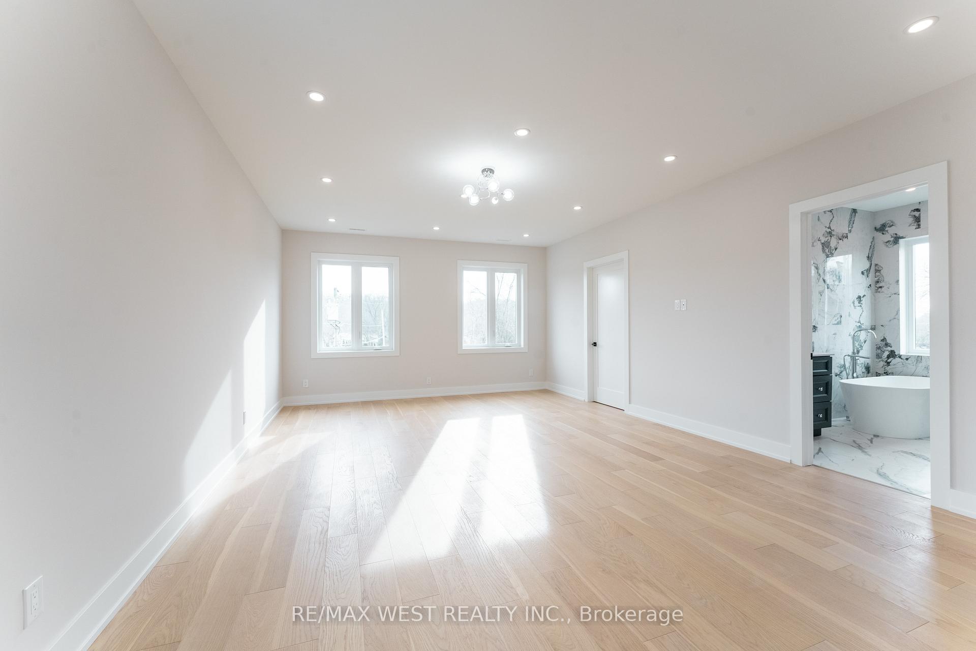 Photo 17 of 185 Riverview Boulevard, St. Catharines, Glendale/Glenridge — HOMEH