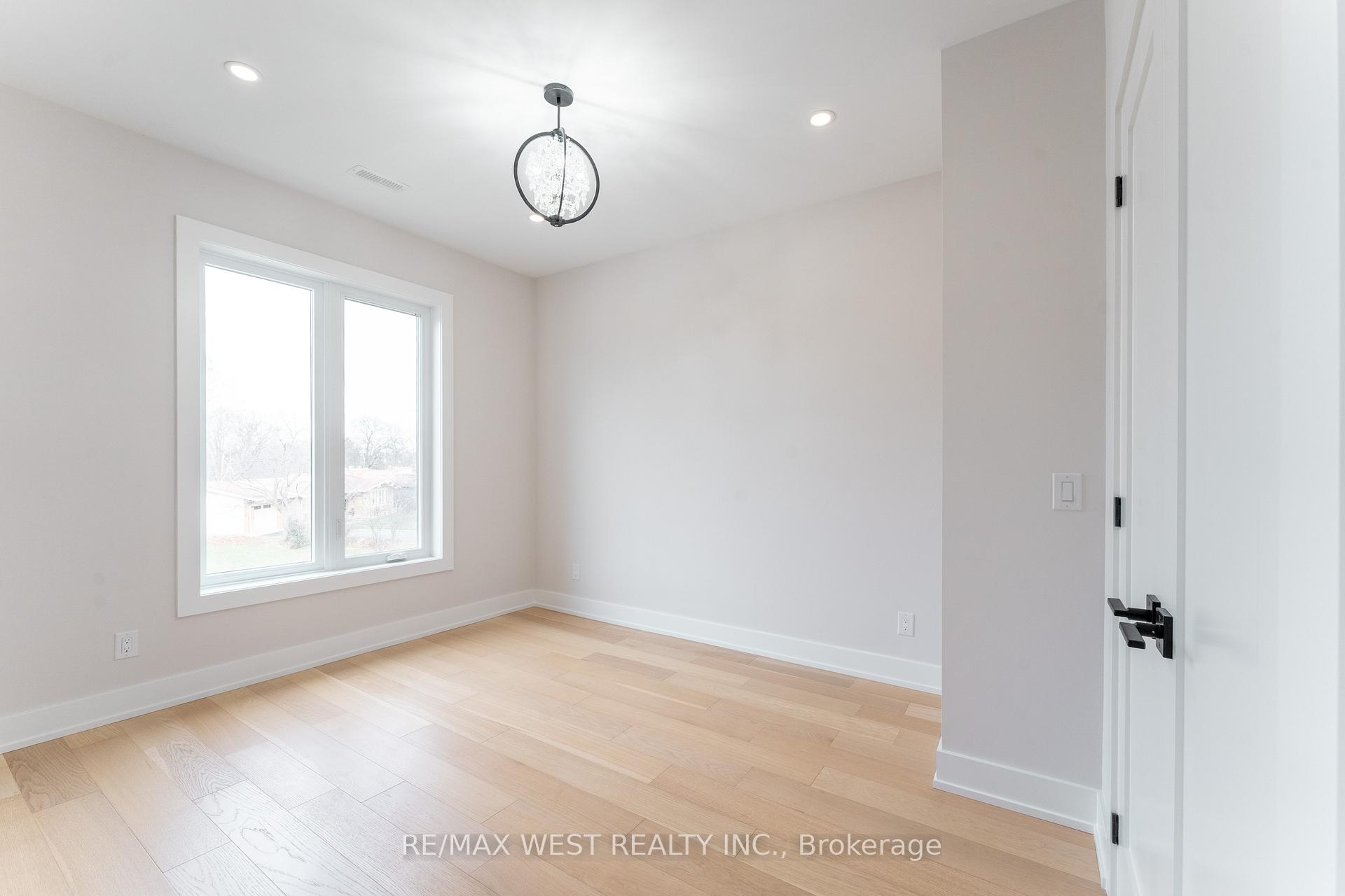 Photo 26 of 185 Riverview Boulevard, St. Catharines, Glendale/Glenridge — HOMEH
