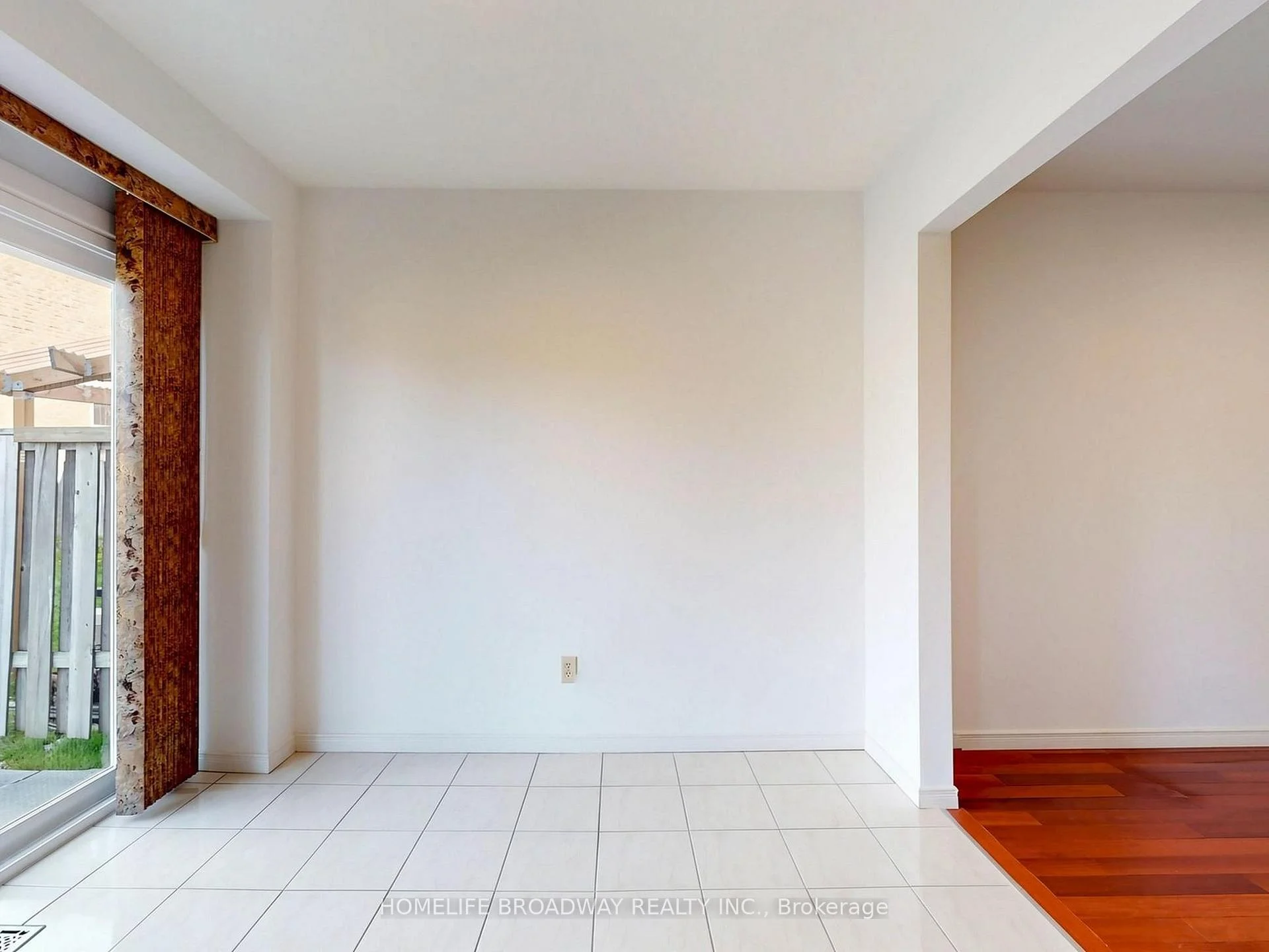 Photo 12 of 28 Appleby Crescent, Markham, Milliken Mills West — HOMEH