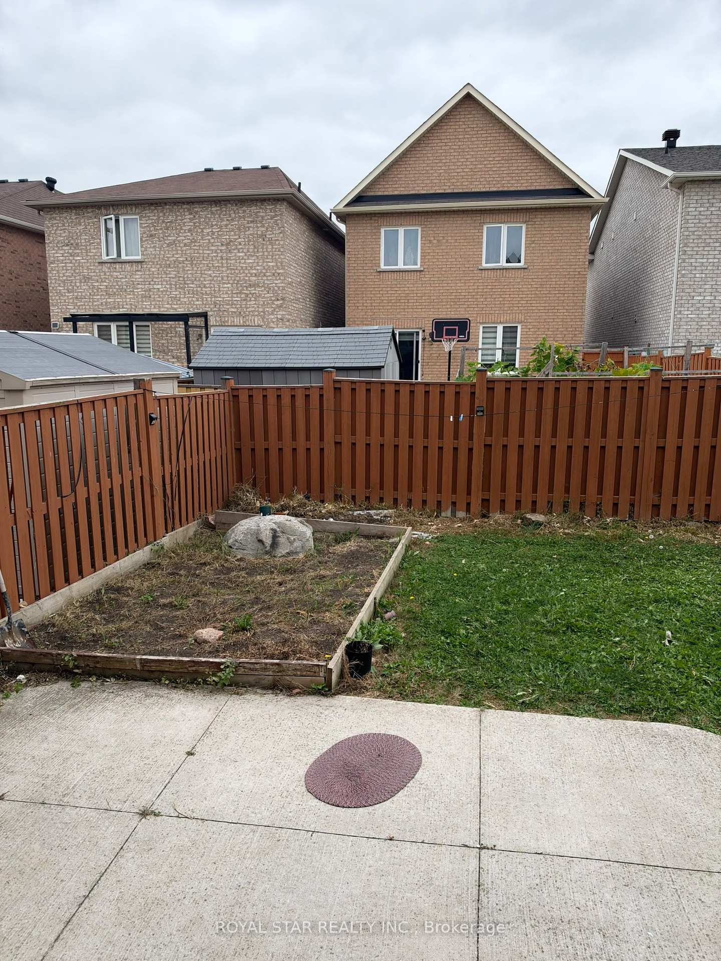 Photo 12 of 80 Summitgreen Crescent, Brampton, Sandringham-Wellington — HOMEH