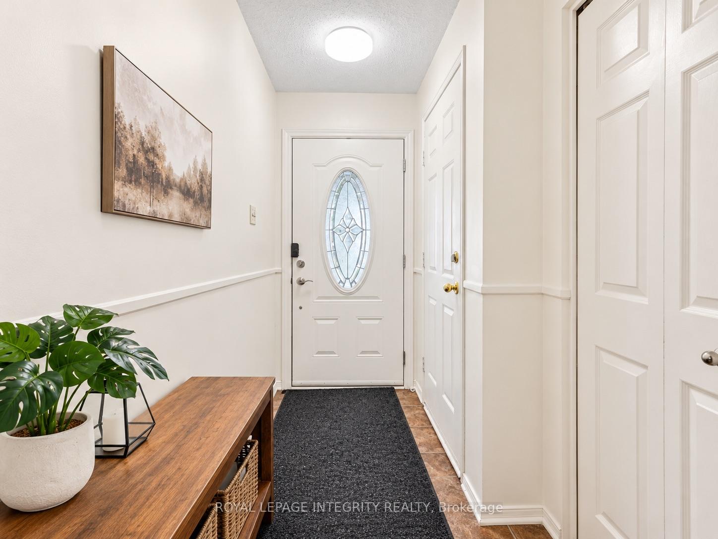 Photo 3 of 17 Constable Street, Ottawa, Barrhaven - Cedargrove/Fraserdale — HOMEH