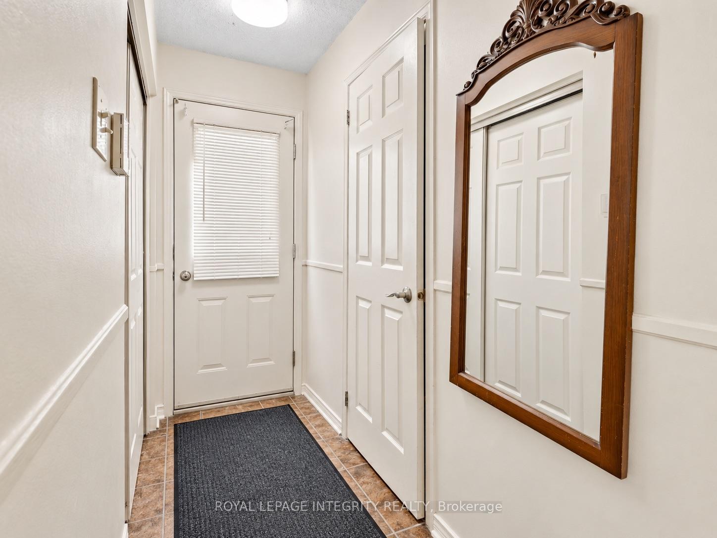 Photo 4 of 17 Constable Street, Ottawa, Barrhaven - Cedargrove/Fraserdale — HOMEH