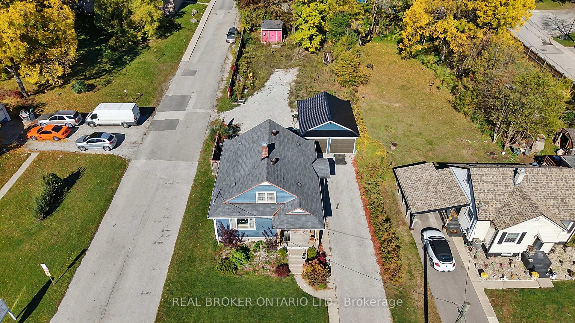 Photo 26 of 42 Donald Street, Barrie, Queen's Park — HOMEH