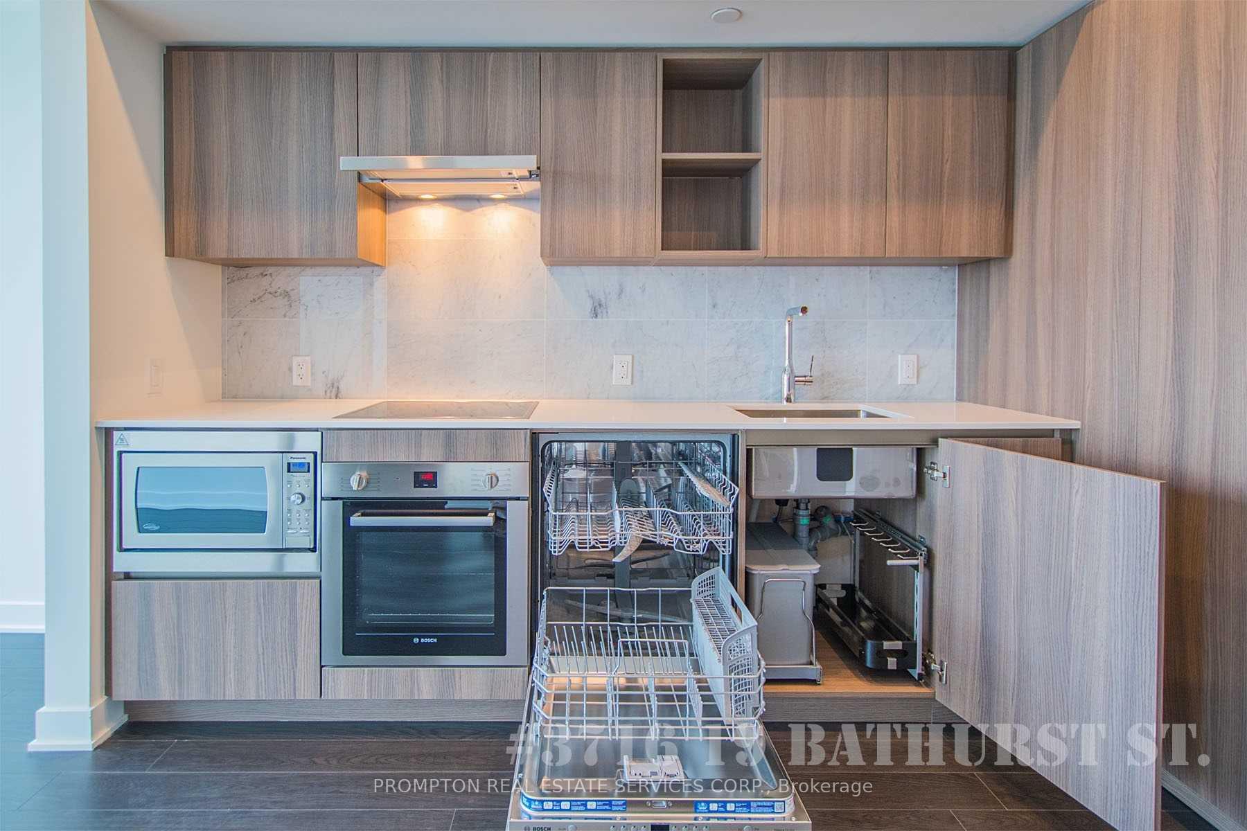 Photo 2 of Unit 3716, 19 Bathurst Street, Toronto, Waterfront Communities — HOMEH