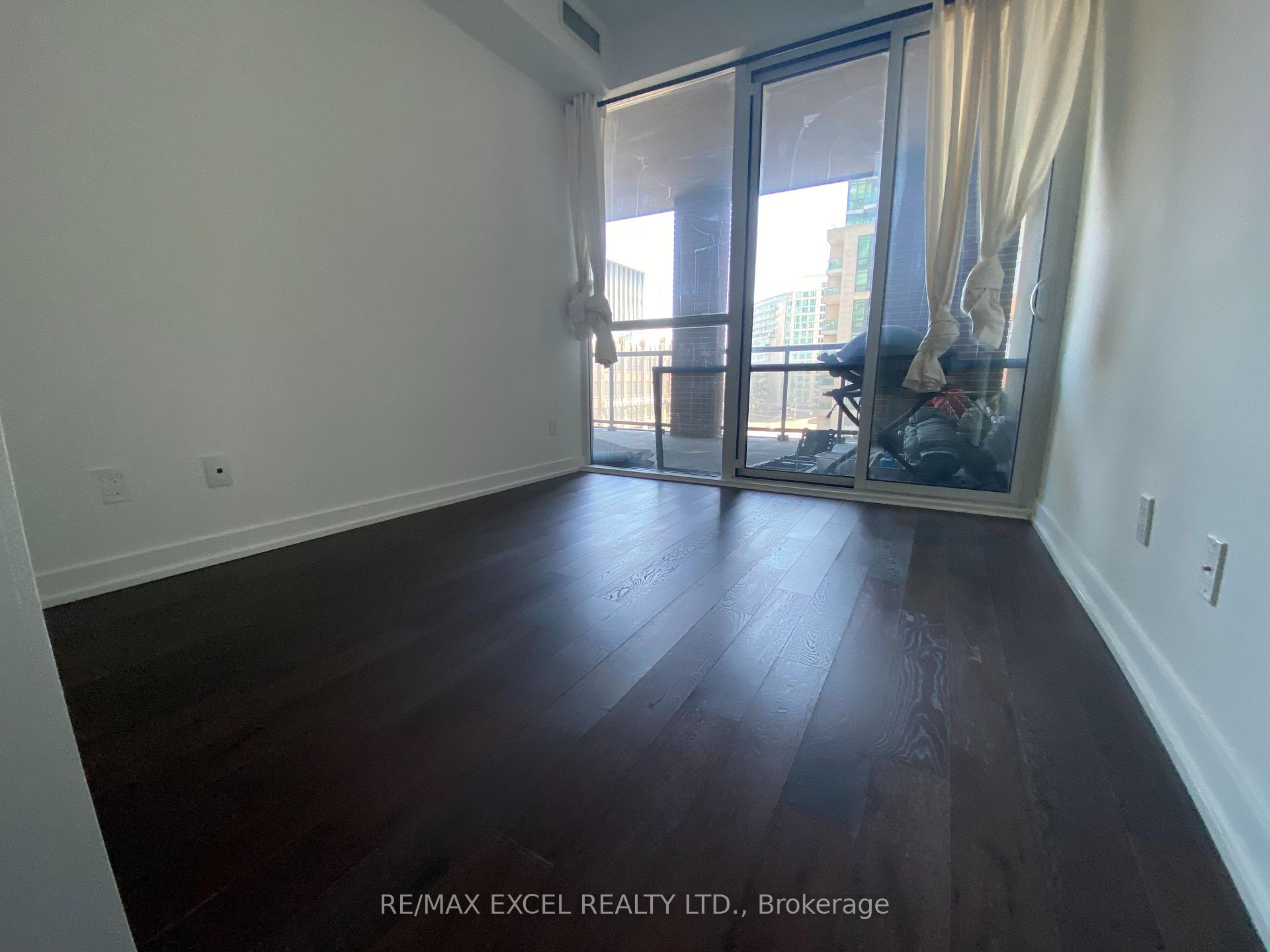 Photo 11 of Unit 510, 20 Bruyeres Mews, Toronto, Niagara — HOMEH