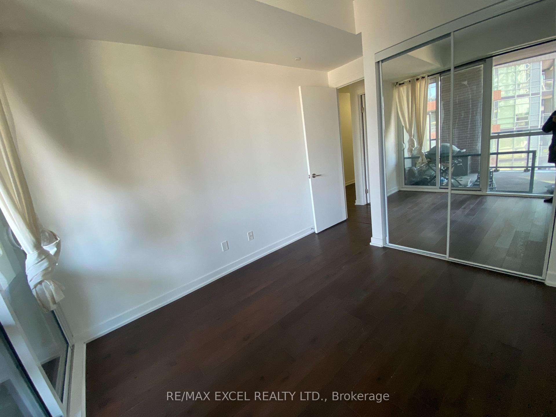 Photo 13 of Unit 510, 20 Bruyeres Mews, Toronto, Niagara — HOMEH