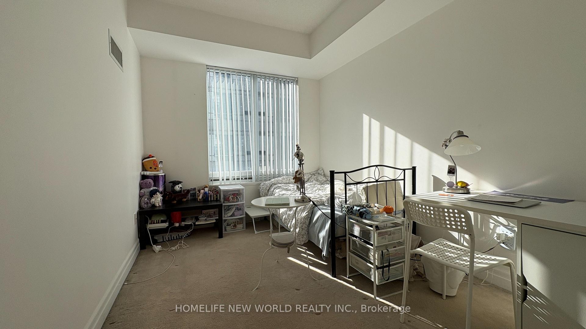 Photo 6 of Unit 1507, 35 Balmuto Street, Toronto, Bay Street Corridor — HOMEH