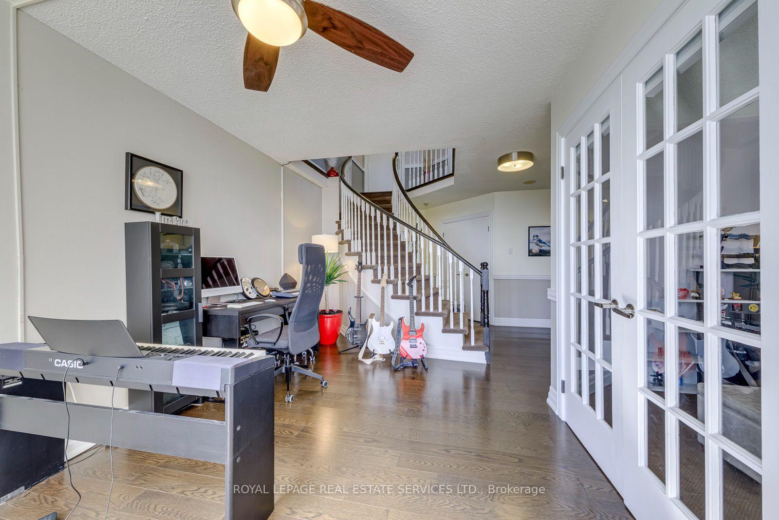 Photo 28 of Unit UPH 02, 25 Fairview Road, Mississauga, Fairview — HOMEH
