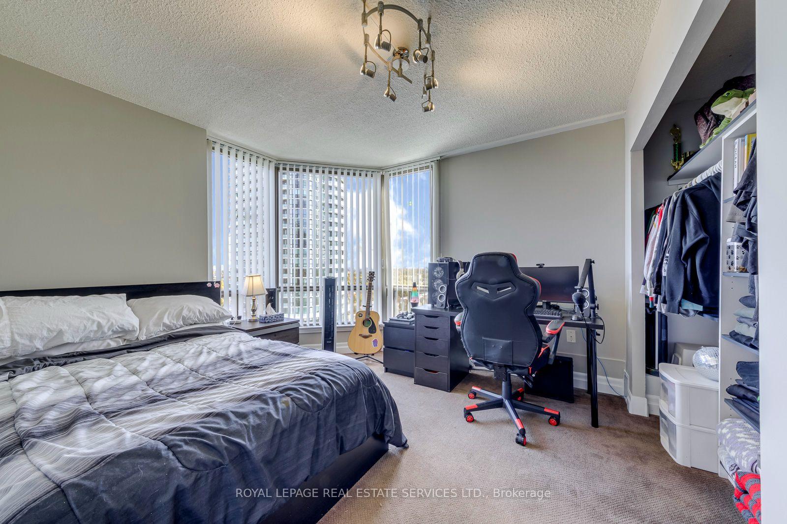 Photo 34 of Unit UPH 02, 25 Fairview Road, Mississauga, Fairview — HOMEH