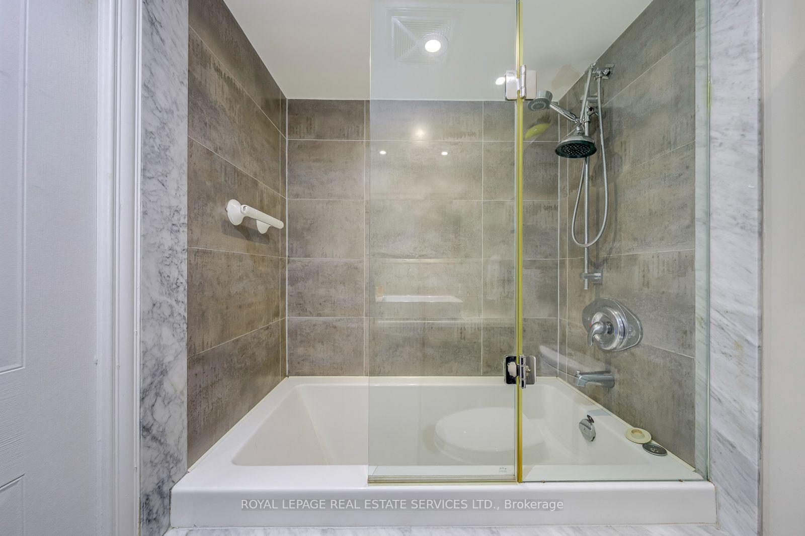 Photo 36 of Unit UPH 02, 25 Fairview Road, Mississauga, Fairview — HOMEH