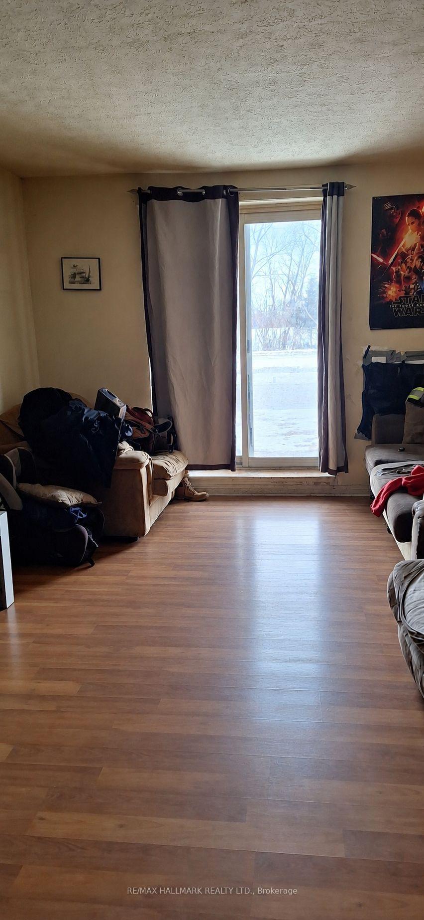 Photo 3 of Unit 4, 2 Chittim Street, Chatham-Kent, Blenheim — HOMEH